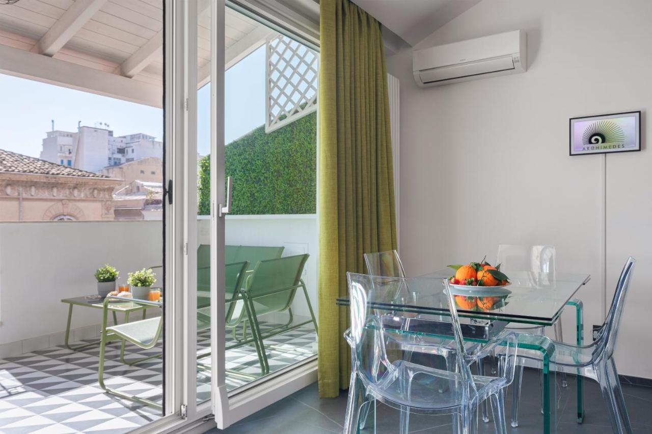 Archimedes Luxury Apartment With Terrace Palermo Exterior photo