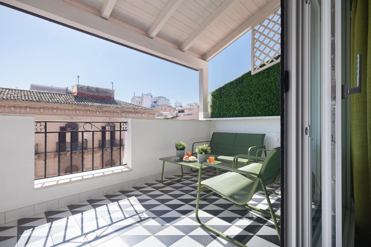 Archimedes Luxury Apartment With Terrace Palermo Exterior photo